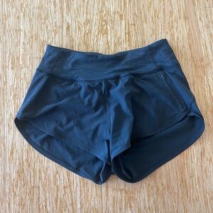 Women's outdoor voices shorts